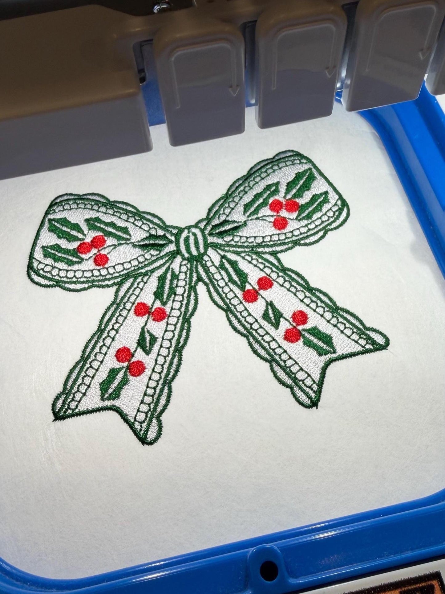 Christmas Embroidery Designs: Holly Bow Festive Machine Embroidery File Traditional Christmas Bow Embroidery File Christmas Mistletoe Design